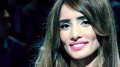 زينة لجمهورها: يارب انصرنا 