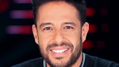 فيديو| محمد حماقي يدعم منتخب مصر على طريقته