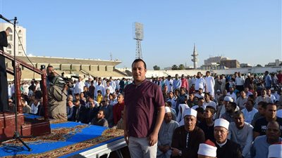 صور| الأقباط يحتفلون مع المسلمين.. أبرز مظاهر عيد الفطر 2018 بسوهاج