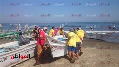 صور| إقبال متوسط على شواطئ رأس البر فى ثانى أيام عيد الفطر 2018