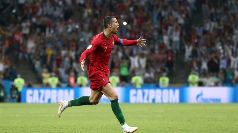 رونالدو لاعب منتخب