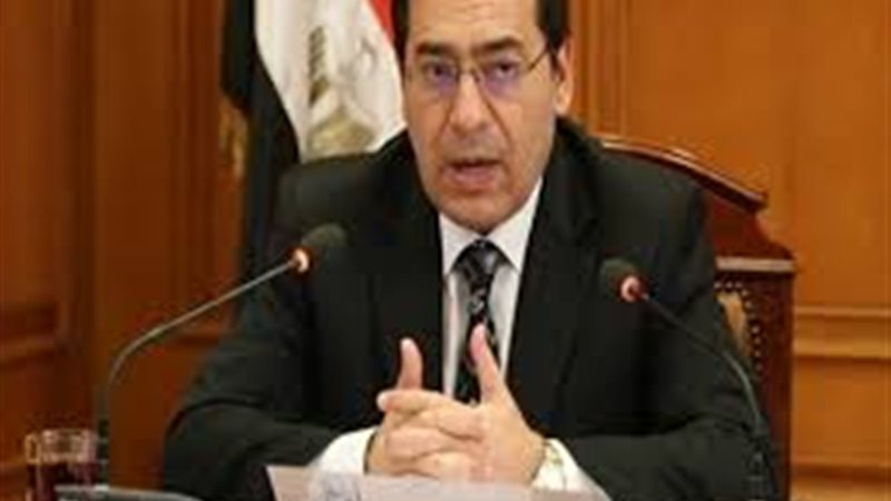 طارق الملا  وزير