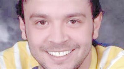 أوس أوس ناعيًا 