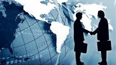 انفوجراف| تحديات تواجه قطاع الأعمال