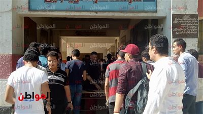  صور| توافد طلاب الثانوية العامة 2018 لـ