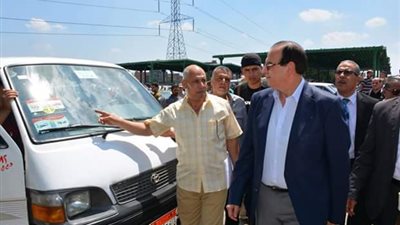 صور| محافظ الدقهلية يتفقد الموقف الجديد ويشدد على اتخاذ الإجراءات القانونية 