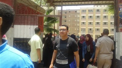 فيديو وصور| طلاب محافظة الغربية يؤكدون سهولة امتحان الفيزياء والتاريخ