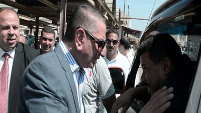 صور| لليوم الرابع على التوالي.. محافظ كفرالشيخ يتابع تطبيق التعريفة الجديدة