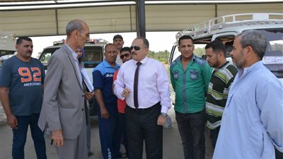 صور| جولات تفقدية لمتابعة الالتزام بتعريفة الأجرة في الوادي الجديد