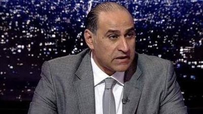 خالد بيومي يحذر لاعبي المنتخب من حكم مباراة روسيا 