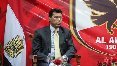 وزير الرياضة من النادي الأهلي: عودة الجماهير إلى الملاعب في مقدمة اهتماماتي