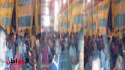 صور| بدء مباراة مصر وروسيا في كأس العالم وسط أجواء أهالى بـ