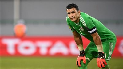 حارس مرمى المنتخب المصري يوجه رسالة خاصة بعد توديع الفراعنة لـ