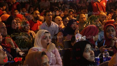 فيديو| كيف ساد القلق بين المصريين خلال استراحة مباراة مصر وروسيا؟
