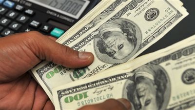 تعرف على أسعار صرف الدولار اليوم