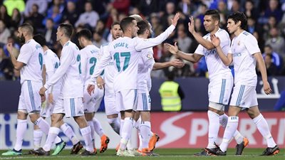 ريال مدريد يرفض رحيل نجم وسط الفريق