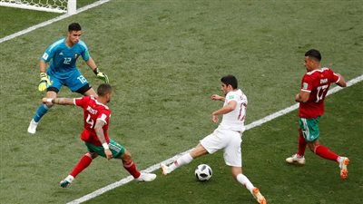 حارس المغرب ينقذ مرماه من هدف ثاني أمام البرتغال