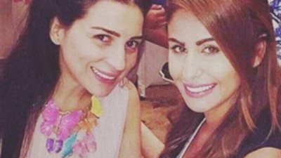 مي عز الدين تهنئ مي سليم على عقد قرانها