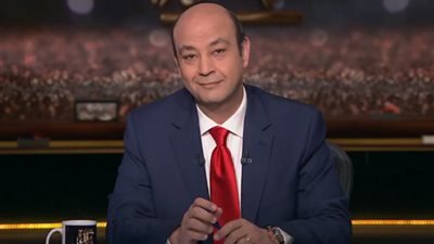 عمرو أديب: سيطرة قطر على بث مباريات كأس العالم غير شريف