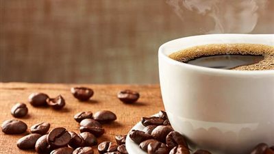 تناول أربعة أكواب يوميًا من القهوة يحميكِ من أمراض القلب
