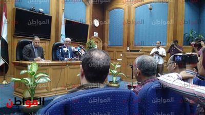 اليوم .. رئيس لجنة الثانوية العامة يعقد اجتماعاً مع واضعي امتحان الفيزياء