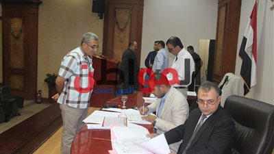 فيديو وصور.. توافد المرشحين لرئاسة وعضوية الاتحاد العام لنقابات عمال مصر