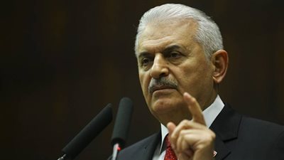 قبيل يوم من الانتخابات| رئيس الوزراء التركي يهاجم مراقبيين أوروبيين