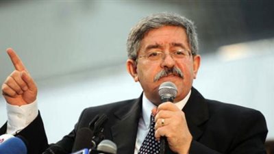 المخدرات تغزو الجزائر ورئيس الوزراء يتعهد بالقضاء علي المشكلة