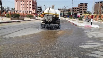 رفع 30 طن قمامة ومخلفات صلبة في حملة مكبرة بسوهاج