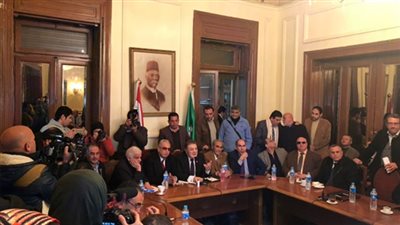 اليوم .. الهيئة العليا للوفد تجتمع لمناقشة حالات الفصل الأخيرة