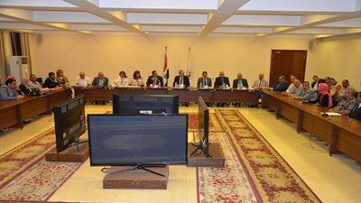 محافظ بني سويف: توصيل 60 وصلة مياه منزلية بتكلفة 125 ألف جنيه للقرى الأكثر احتياجًا 