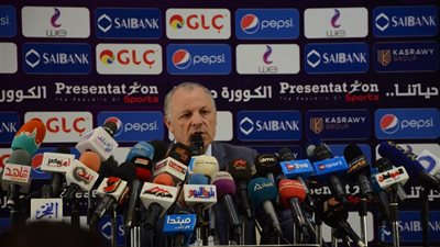 هاني أبوريدة ينفي تدخل القيادة السياسية في اختيار مقر المنتخب