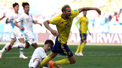 كأس العالم.. بيرج يقود السويد أمام المكسيك