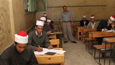 الثانوية الأزهرية 2018 .. اليوم .. طلاب العلمي يؤدون امتحان الصرف