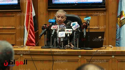 صور .. أوائل الناجحين في الدبلومات الفنية 