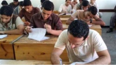 ضبط طالب حاول الانتحار أثناء امتحان الكيمياء داخل لجنة بالمحلة