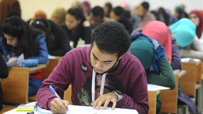 بشري سارة لطلاب الثانوية العامة بخصوص مادة الفيزياء