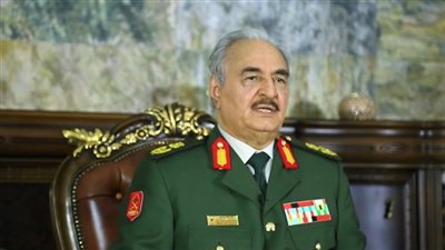 حفتر بعد تحرير درنة: سنستمر في ملاحقة الإرهابيين 