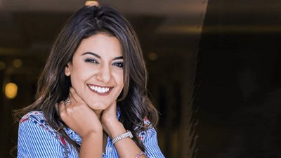 ياسمين علي تنشر فيديو جديد 