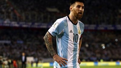 ميسي يقود تشكيل الأرجنتين المتوقع أمام فرنسا