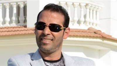 سعد الصغير ينشر صورة جديدة له مع ابنه 