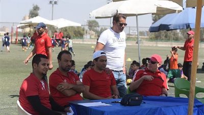 هاني رمزي: الكفاءة والموهبة معيار اختبارات الناشئين في الأهلي