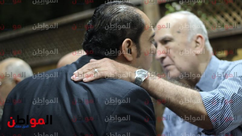خالد لطيف من عزاء