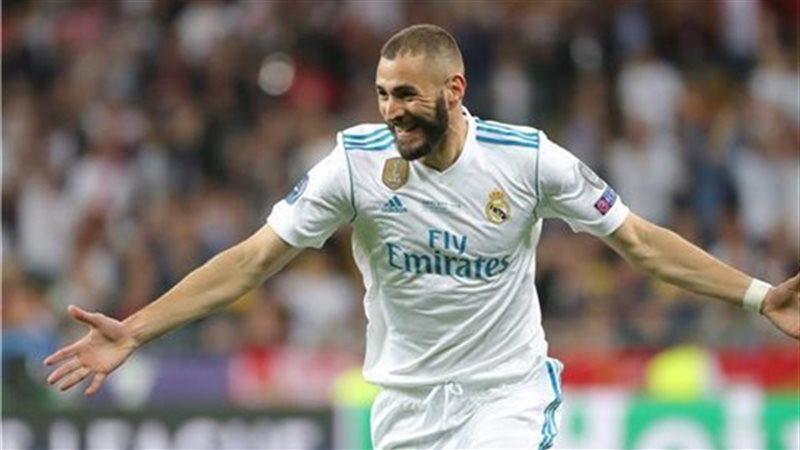 بنزيما لاعب ريال
