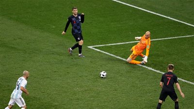 ماسكيرانو الأكثر حصولا علي البطاقات الصفراء في كأس العالم