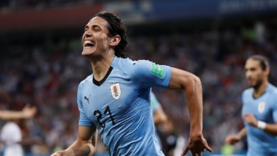 كافاني يحقق رقمًا مميزًا أمام البرتغال
