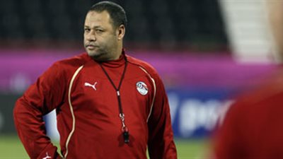 نجوم المنتخب بقيادة صلاح يطالبون بتعيين ضياء السيد مدرباً عاماً