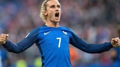 رغم بلوغ منتخب فرنسا ربع النهائي: هجوم عنيف على جريزمان