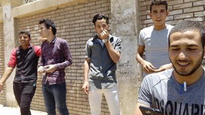 فيديو.. تفاوت آراء طلاب الثانوية العامة 2018 فى سوهاج حول مستوى الاستاتيكا