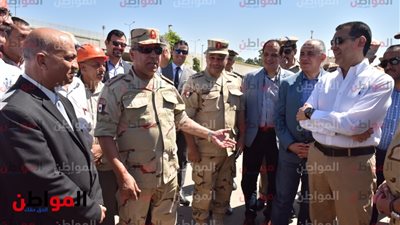 صور| جولة تفقدية لوزير الرى وكامل الوزير بـ